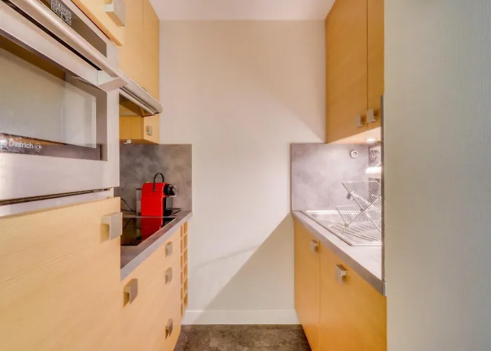 Appartamento Avec Terrasse, Accès Pereire – Boulevard De L'océan,