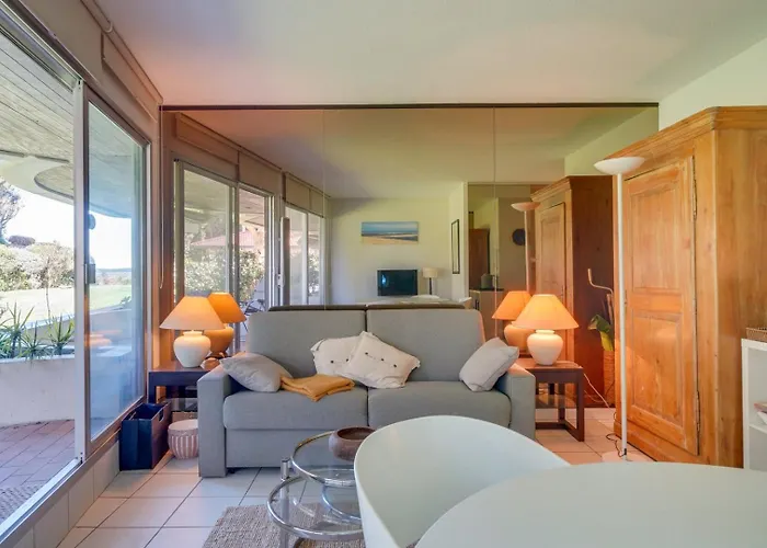 Appartement Avec Terrasse, Accès Pereire – Boulevard De L'océan, *